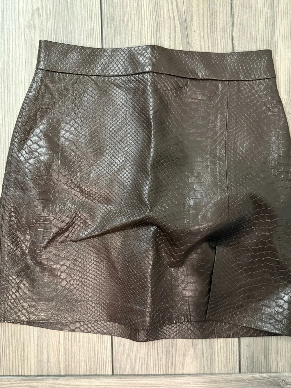 Wilfred Brown Faux Croc Mini Skirt | Aritzia